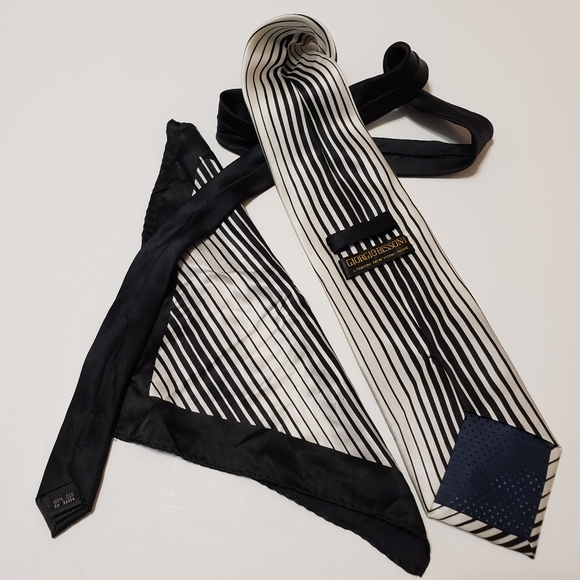 EUC Black & white stripped tie & pocket square set - Picture 4 of 7